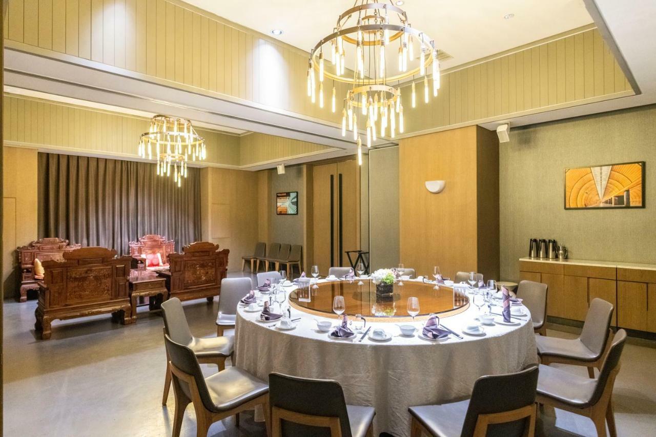 M Hotel Ζενγκ Τζου Εξωτερικό φωτογραφία